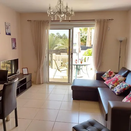 Nissi Golden Sands Family