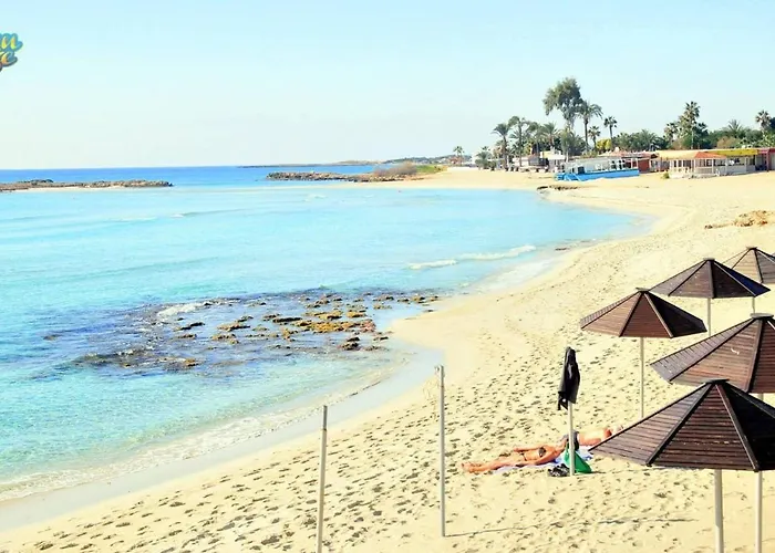 Nissi Golden Sands Family Lejlighed